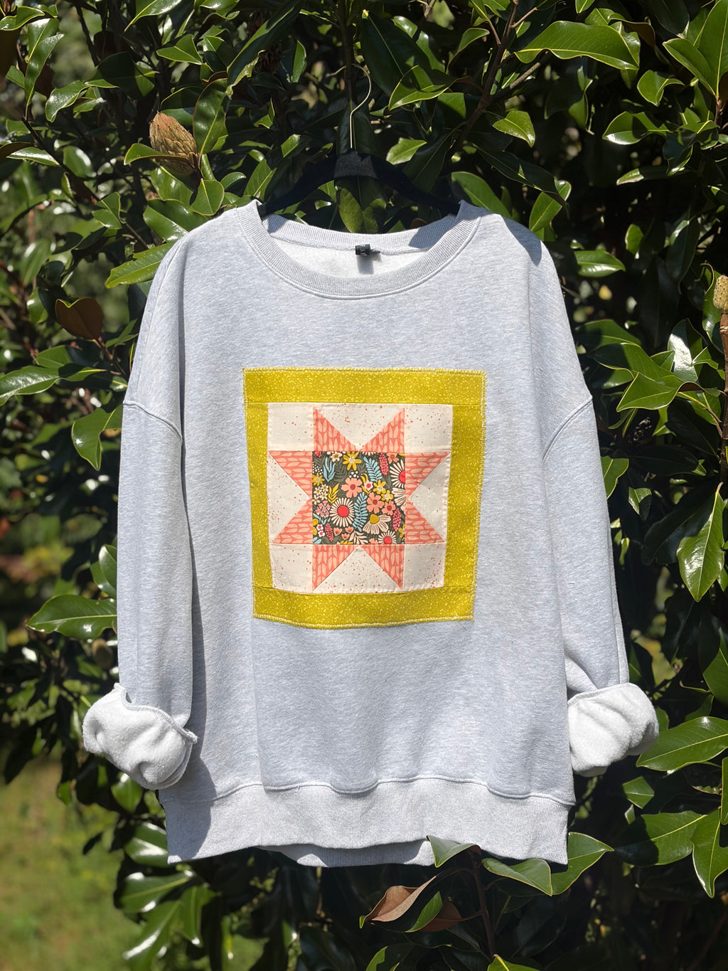 Wildflow Star Grey Sweatshirt
