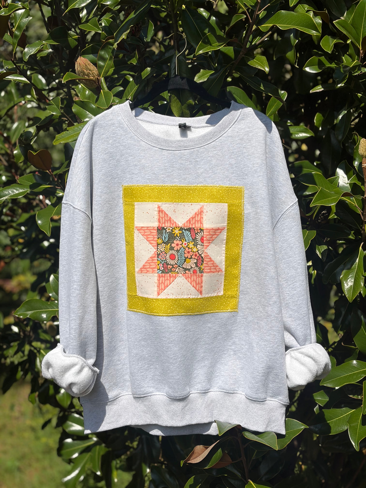 Wildflow Star Grey Sweatshirt