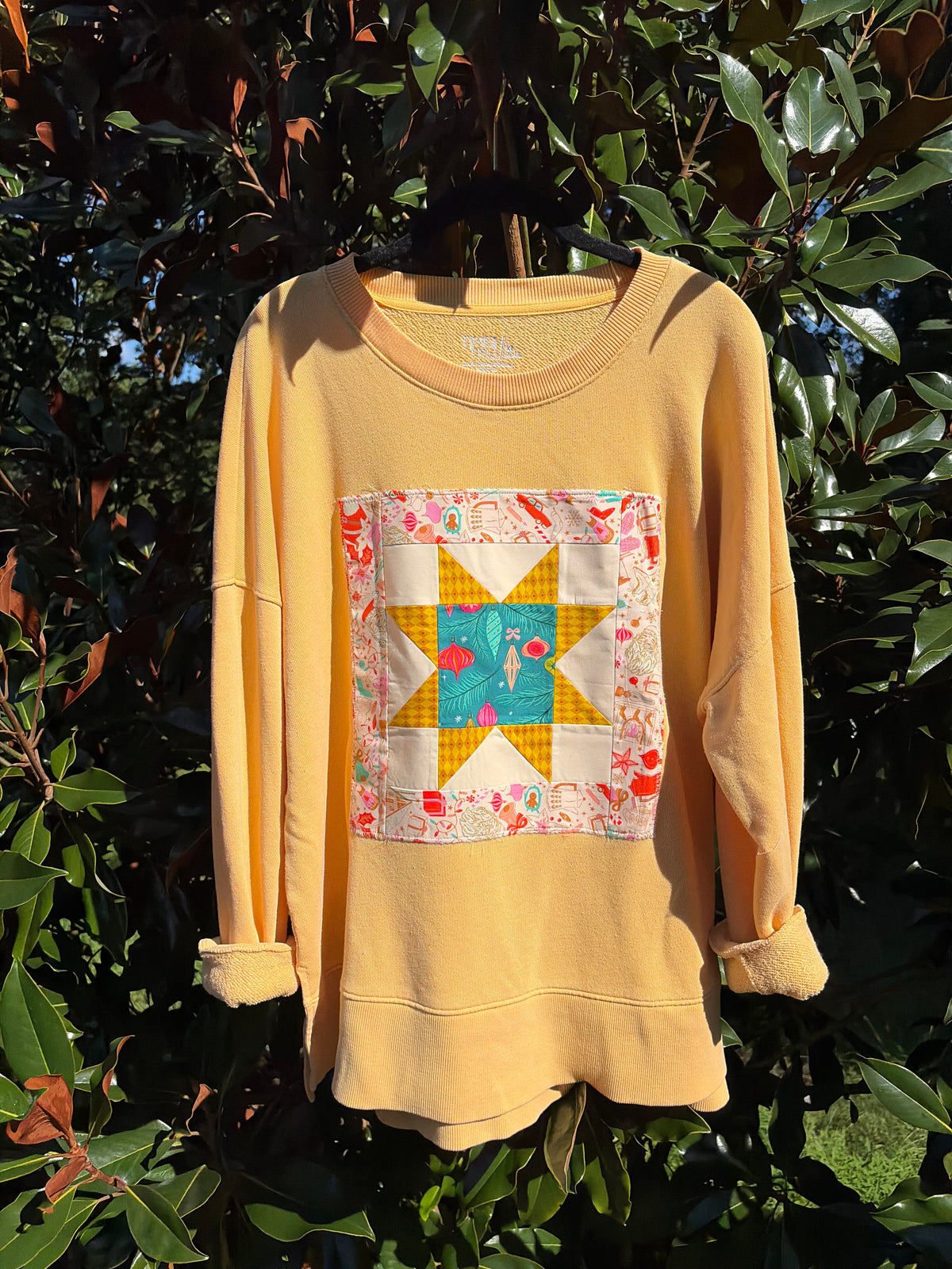 Golden Christmas Star Sweatshirt